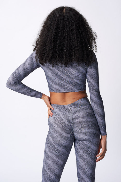 Sample - Onyx Long Sleeve Crop