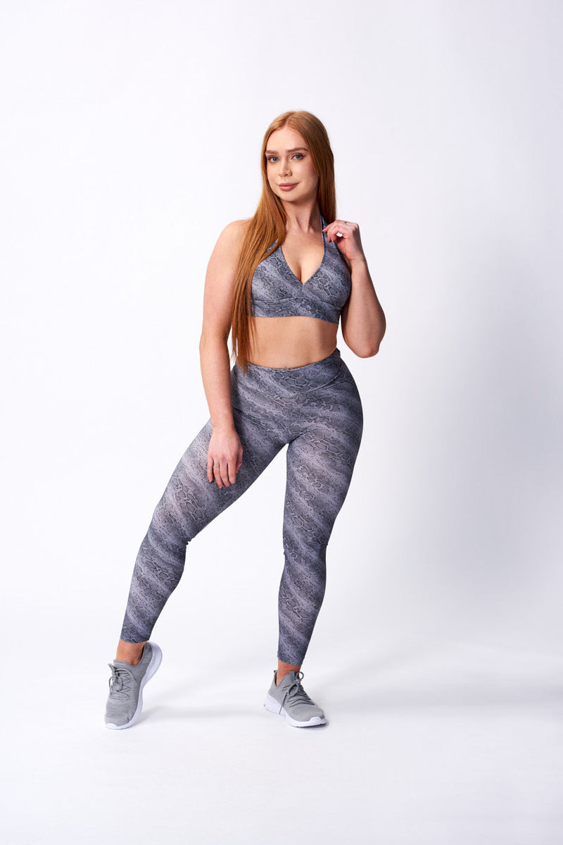 Onyx Scrunch Leggings