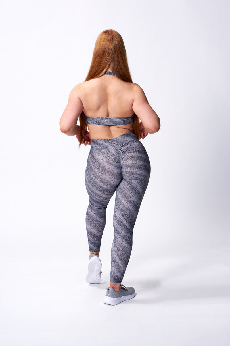 Onyx Scrunch Leggings